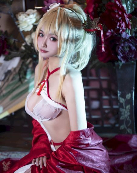 老师让我脱她乳罩摸她乳_完整版高清下载