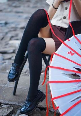亚洲美腿欧美偷拍_超清完整在线观看